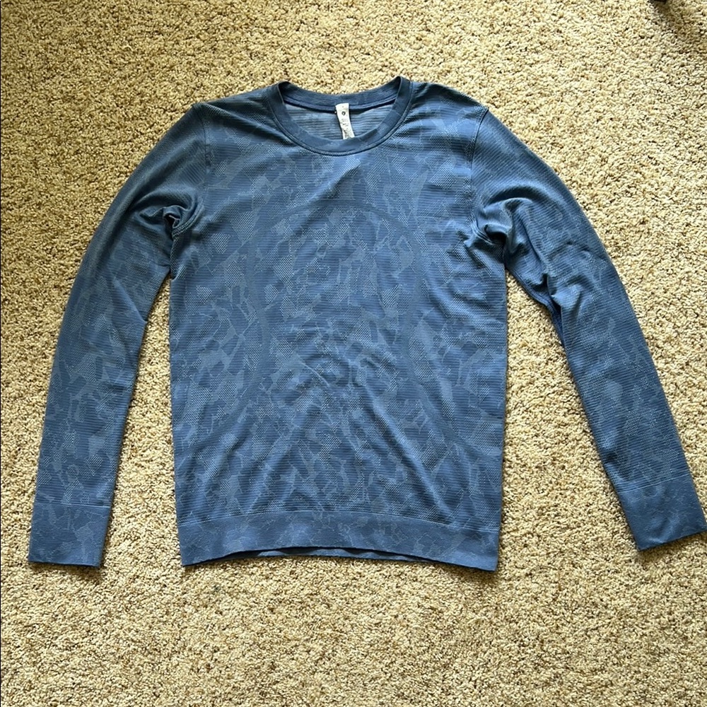 Lululemon Athletica Blue Long Sleeve Tee